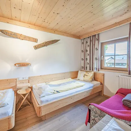 Weberhof 1-2 Apartman *