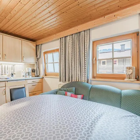 Apartman Weberhof 1-2 *