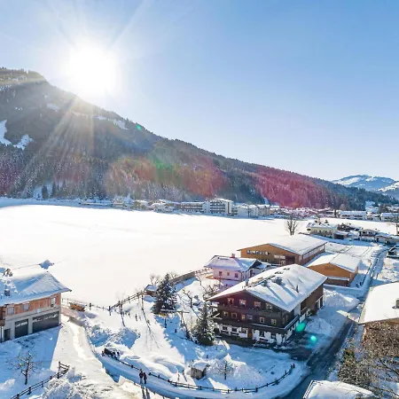 Apartman Weberhof 1-2 *